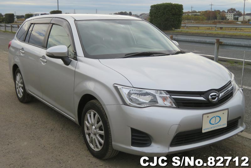 Toyota corolla fielder 2014